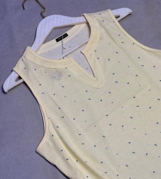 Robe d'intérieur d'été sans manches "Tress"